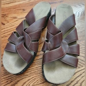 Liz Claiborne sandals